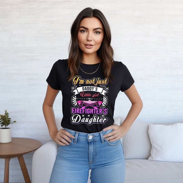 T-shirt En Tri-matière La fille rend hommage à l'héritage du pompier de p (Créateur téléchargé)