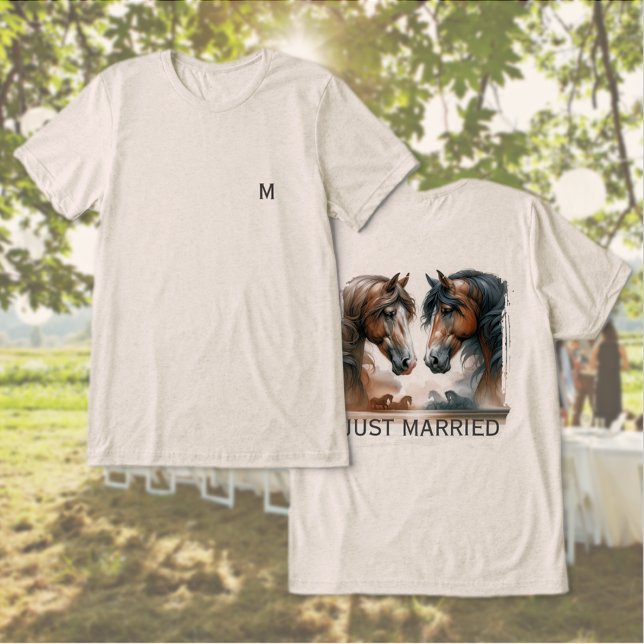 T-shirt En Tri-matière Monogramme Juste Marié Graphic T-Shirt (Créateur téléchargé)