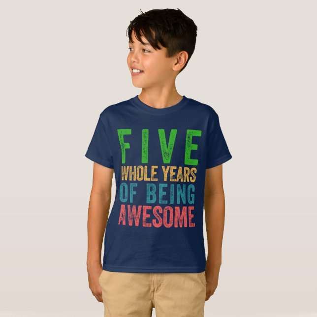 T-shirt Enfant de fête d'anniversaire de 5 ans cinquième (Devant entier)