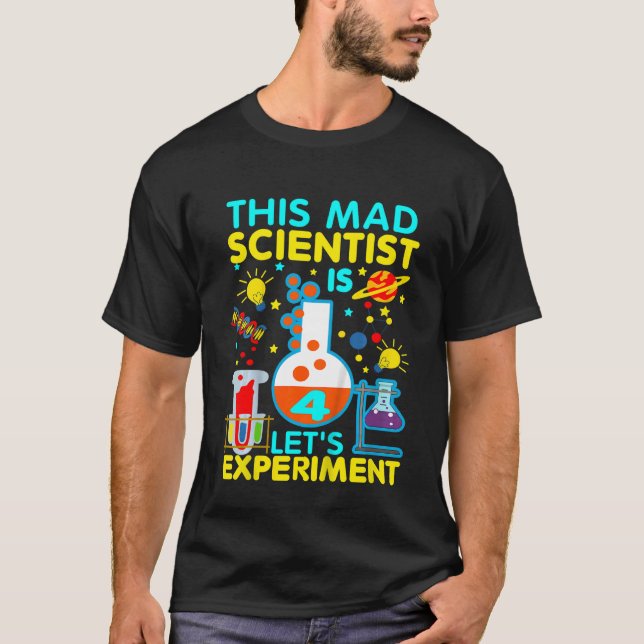 T-shirt Enfants 4e anniversaire Ce scientifique fou est 4  (Devant)