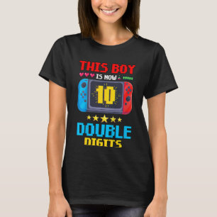 T-shirt Enfants Ce Garçon Est Maintenant Double Chiffres V