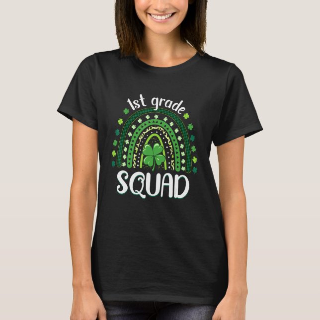 T-shirt Enseignant d'équipe de 1ère année Rainbow St Patri (Devant)