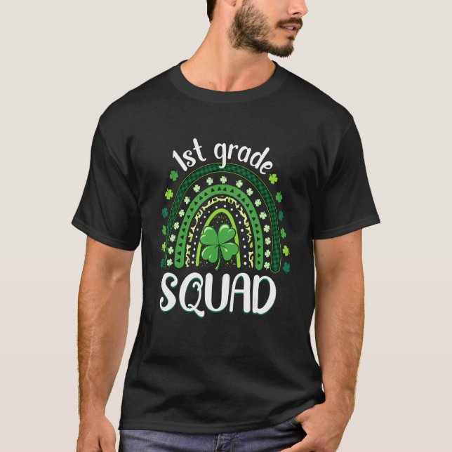 T-shirt Enseignant d'équipe de 1ère année Rainbow St Patri (Devant)