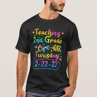 T-shirt Enseignement 2E Année Le Jour 2-22-22 Le 22 Févrie
