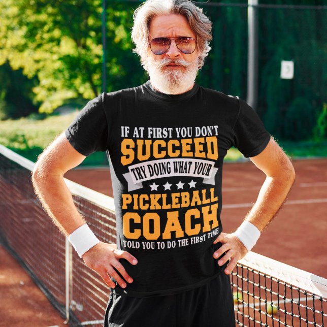 T-shirt Entraîneur De Pickleball Drôle Dire Pickleball Spo (Créateur téléchargé)