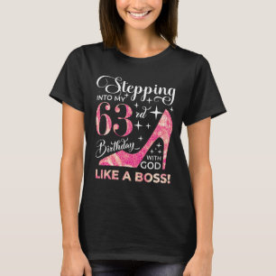 T-shirt Entre dans mon 63e anniversaire avec dieu