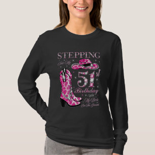 T-shirt Entrer dans mon 51e anniversaire avec mes bottes a