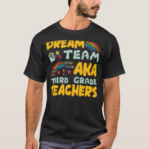 T-shirt Équipe de rêve AKA 3e année couleur crayon arc-en-