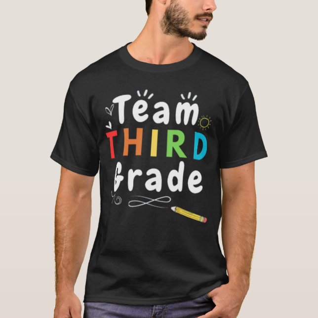 T-shirt Équipe Enseignant De Troisième Année Revenir À L'É (Devant)