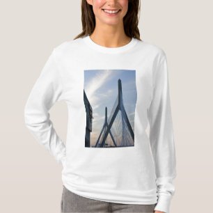 T-shirt États-Unis, Massachusetts, Boston. Le pont Zakim.