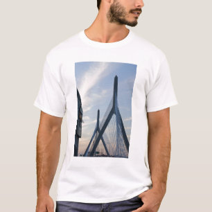 T-shirt États-Unis, Massachusetts, Boston. Le pont Zakim. 