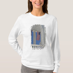 T-shirt États-Unis, Virginie, Arlington. Des drapeaux amér