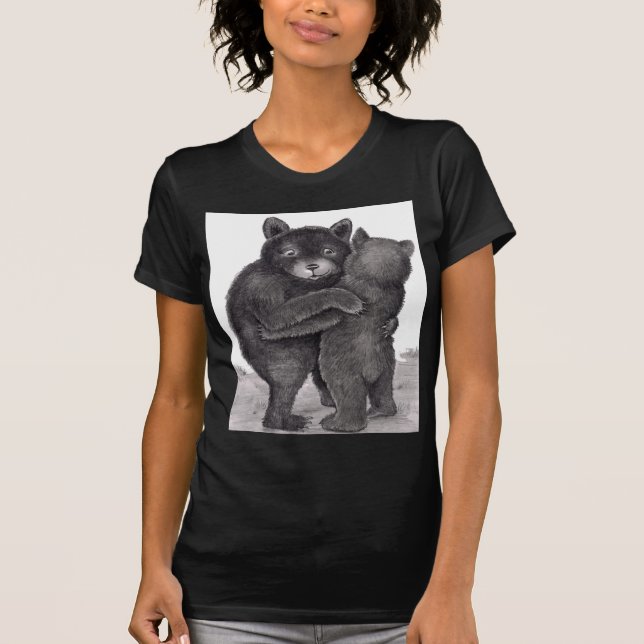 T-shirt Étreinte d'ours. Deux ours étreignant en nature (Devant)