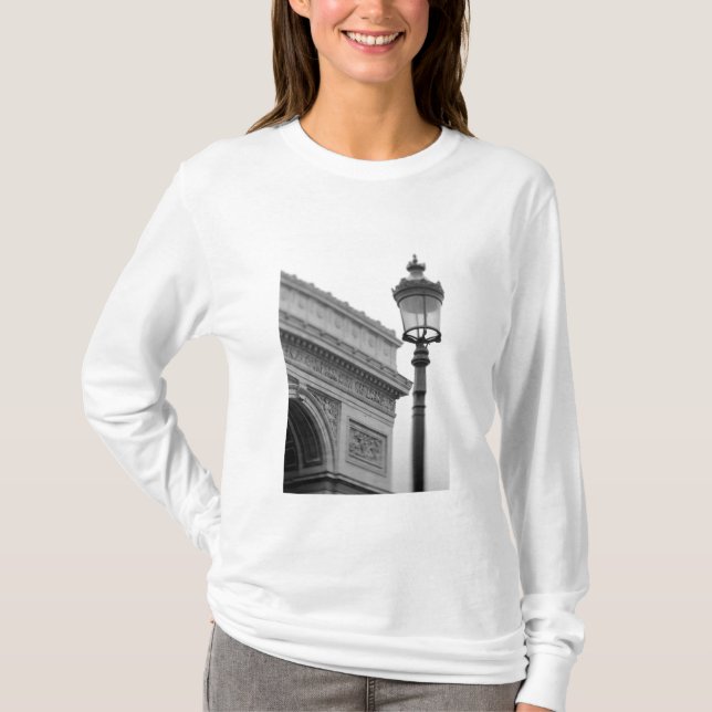 T-shirt Europe, France, Paris. Arc de Triomphe et (Devant)