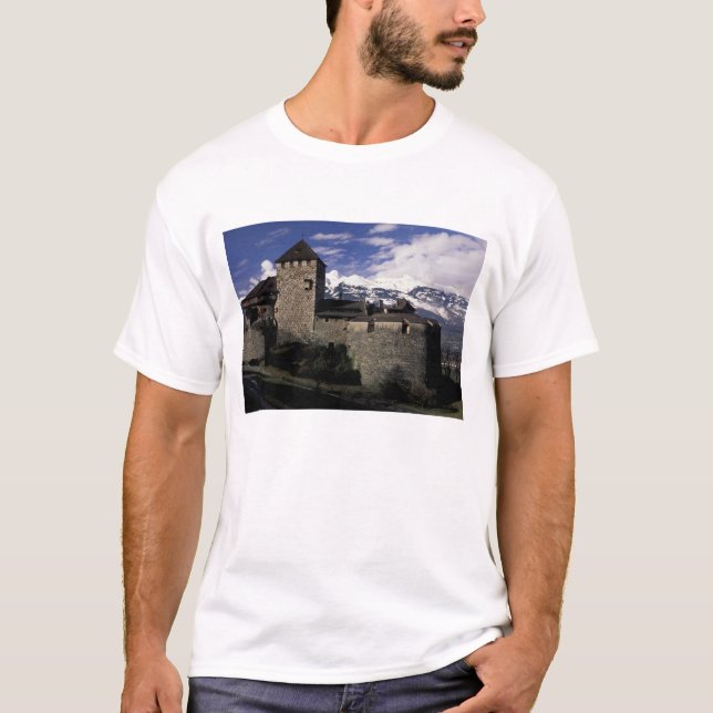 T-shirt Europe, Liechtenstein, Vaduz. Château de Vaduz, 2 (Devant)