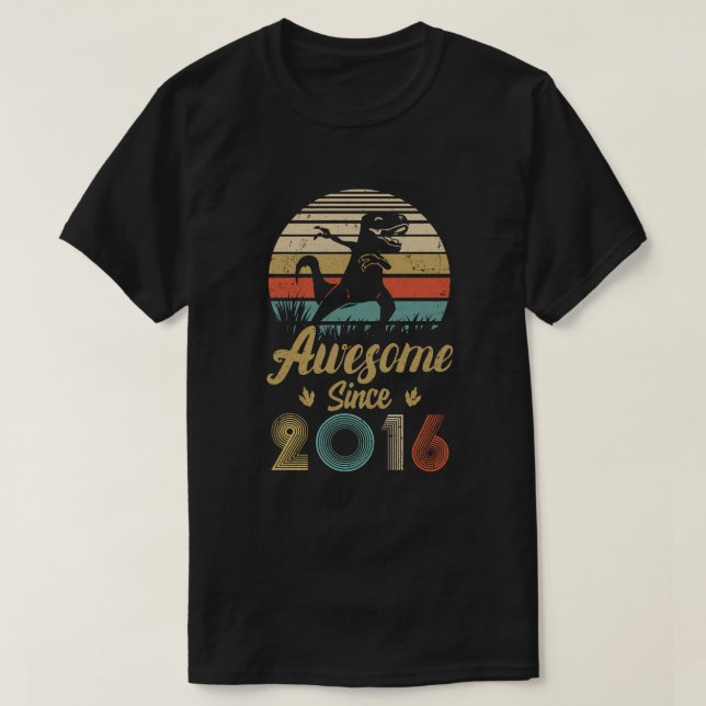 T-shirt Extraordinaire depuis 2016 Anniversaire du dinosau (Design devant)
