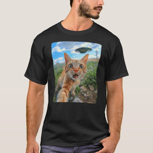 T-shirt Extraterrestrial Encounter Cat Selfie with UFO (Devant)