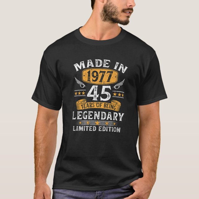 T-shirt Fabriqué En 1977 Cadeaux De 45 Ans Cadeaux De 45E  (Devant)