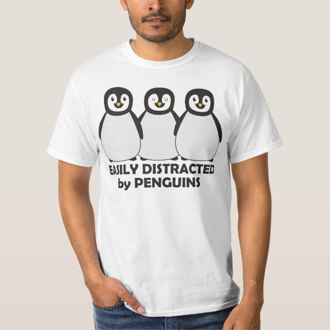 T-shirt Facilement distrait par des pingouins (Devant)