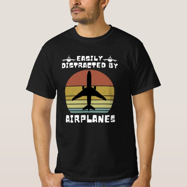 T-shirt Facilement Distrait Par Les Avions (Devant)