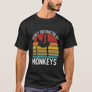 T-shirt Facilement Distrait Par Les Chemises De Singes Vin