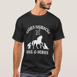 T-shirt Facilement Distrait Par Les Chiens Et Les Chevaux