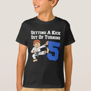 T-shirt Faire Un Kick Sur 5 Thème Karate