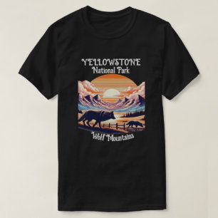 T-shirt Famille de loups majestueux à Meadow