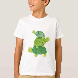 T-shirt Famille mignonne de pile de tortue