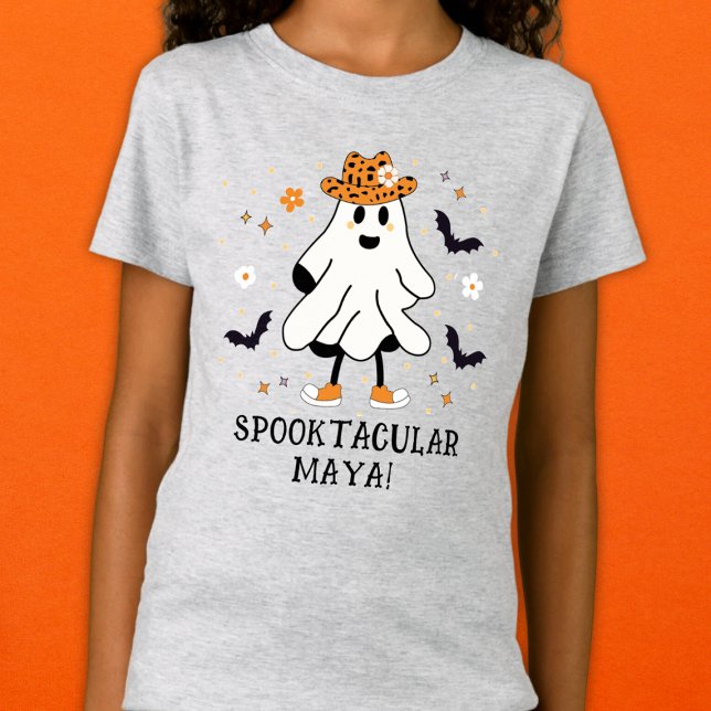 T-Shirt Fantôme d'Halloween éffrayant avec nom (Spooky Halloween tshirt for kids. Cute Whimsical Ghost with cowboy hat. Personalized Halloween gift)