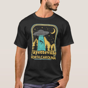 T-shirt Fayetteville Caroline du Nord Ufo Alien des années