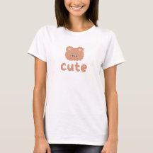 T-shirt féminin minimaliste à l'ours mignon