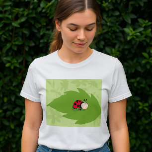 T-shirt femme coccinelle sur une feuille