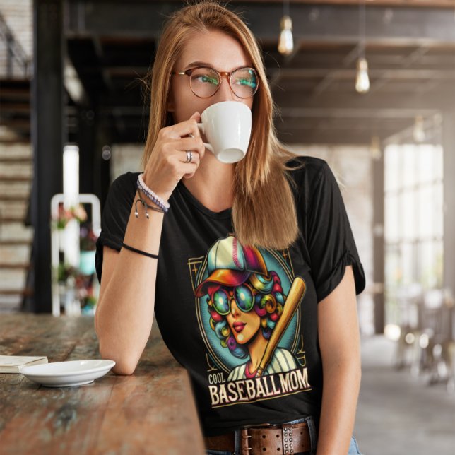 T-shirt Femme Déterminée : Meilleure Maman De Baseball (Créateur téléchargé)