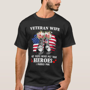 T-shirt Femme vétéran La plupart des gens ne rencontrent j