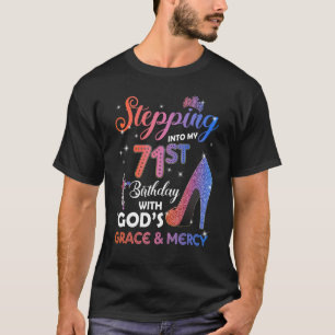 T-shirt Femmes entrant dans mes 71e pompes d'anniversaire