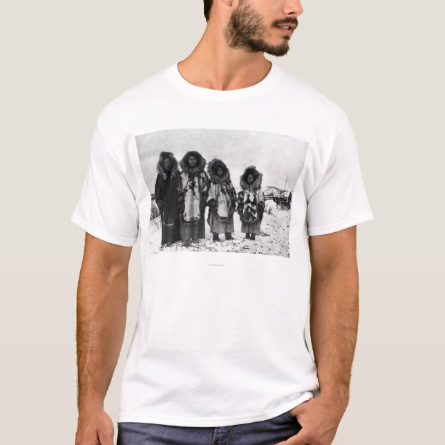 T-shirt Femmes esquimaudes en photographie de l'Alaska (Devant)