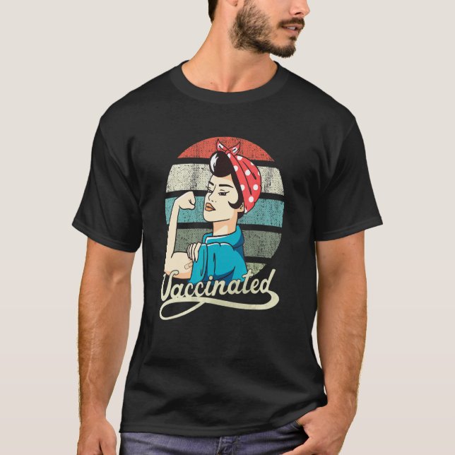 T-shirt Femmes fortes du coucher de soleil rétro vacciné (Devant)