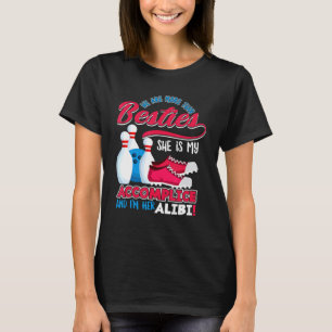 T-shirt Femmes Nous Sommes Plus Qu'Un Bowling Besties Bowl