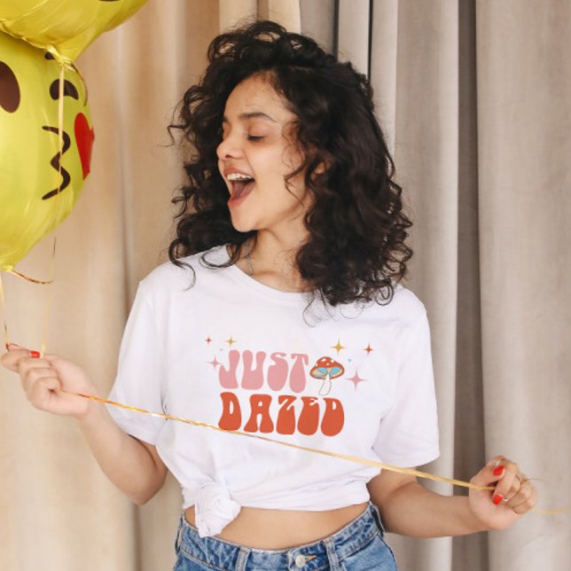 T-shirt Fête de Bachelorette Rétro Années 70 étourdie et f (Créateur téléchargé)