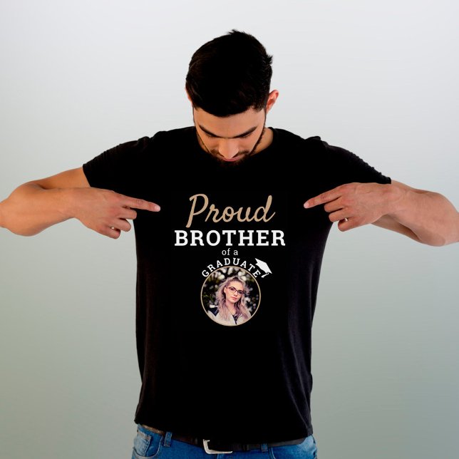 T-shirt Fier Frère d'un Diplôme d'études supérieures Photo (Créateur téléchargé)