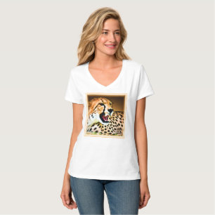 T-shirt "Fierce and Fiery Cheetah Design". Commandez dès m