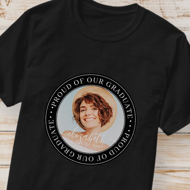 T-shirt Fière de notre Graduate 20XX Modern Graduation Pho (Créateur téléchargé)