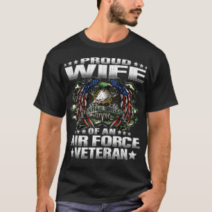 T-shirt Fière Épouse D'Un Vétérinaire Militaire De La Forc