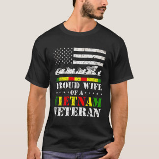 T-shirt Fière Femme D'Un Vétéran Du Vietnam Pour Noël
