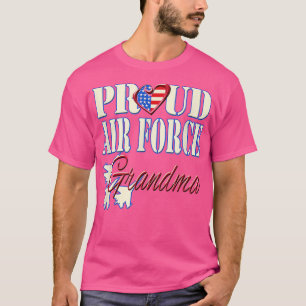 T-shirt Fière grand-mère de l'armée de l'air Coeur américa
