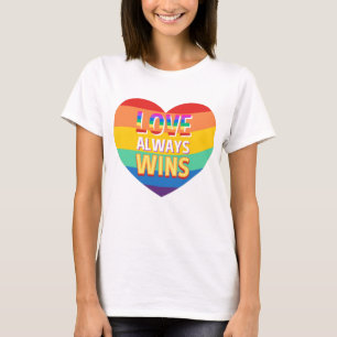 T-shirt Fierté gay- l'amour gagne toujours. Couleur arc en
