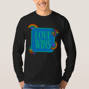 T-shirt Fierté - l'amour gagne. Gay arc-en-ciel