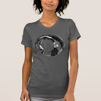 T-shirt Fille écoutant la musique