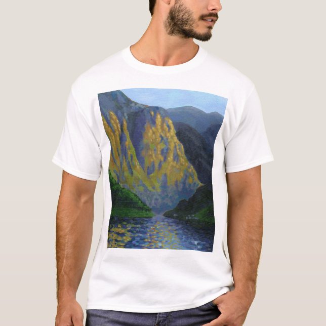T-shirt Fjord norvégien approchant du coucher du soleil (Devant)